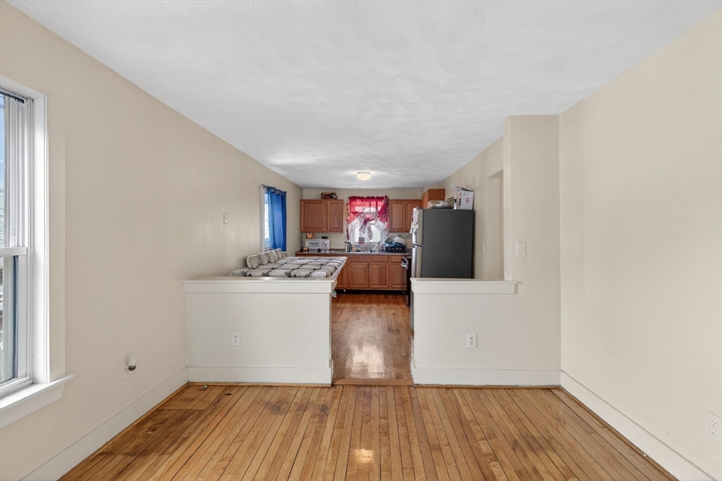 10 Valley Avenue Lynn, MA 01902 - Photo 9 of 42