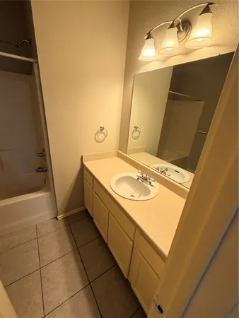 $1,450 | 508 Tablerock Circle, Unit A, Leander, TX 78641