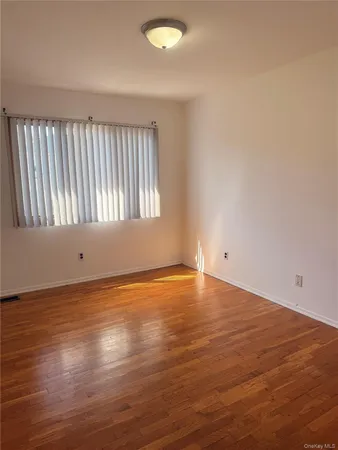 $4,000 | 53 Kirkwood Road, Unit LEFT, Port Washington, NY 11050