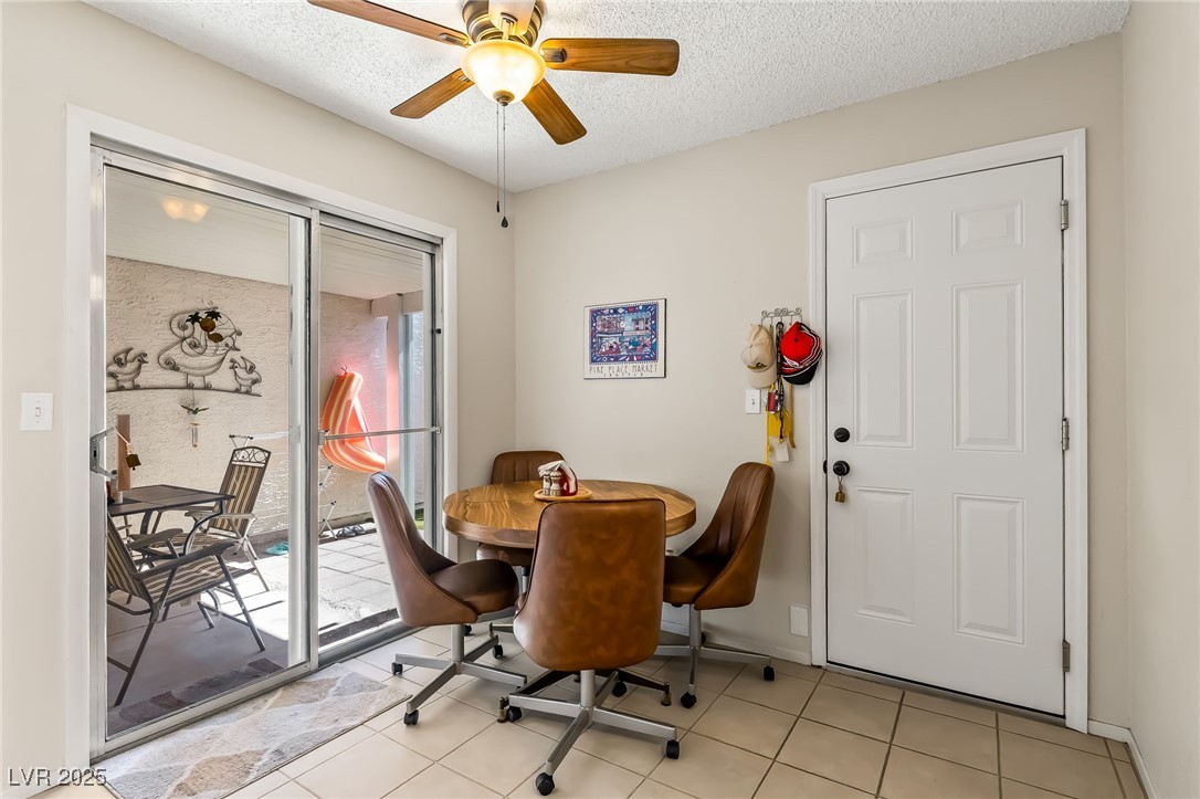 2136 Pebble Creek Lane Laughlin, NV 89029 - Photo 11 of 24