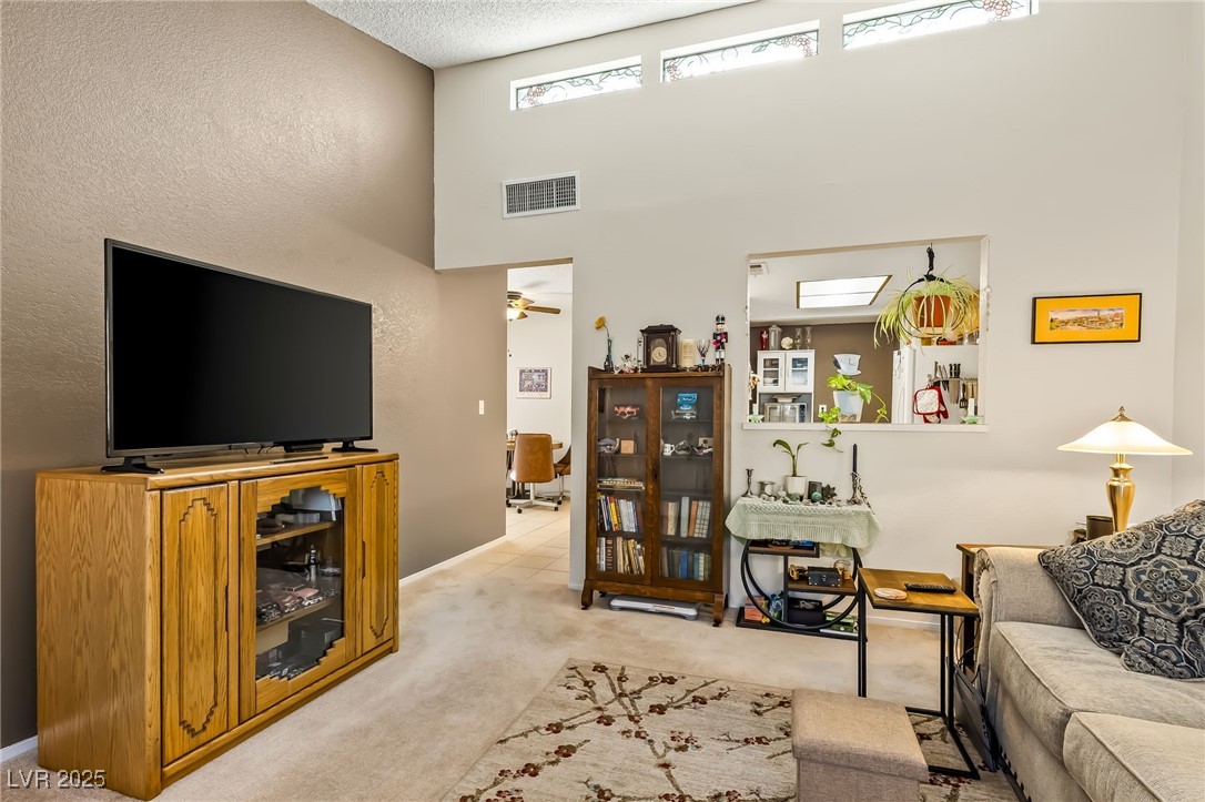 2136 Pebble Creek Lane Laughlin, NV 89029 - Photo 5 of 24