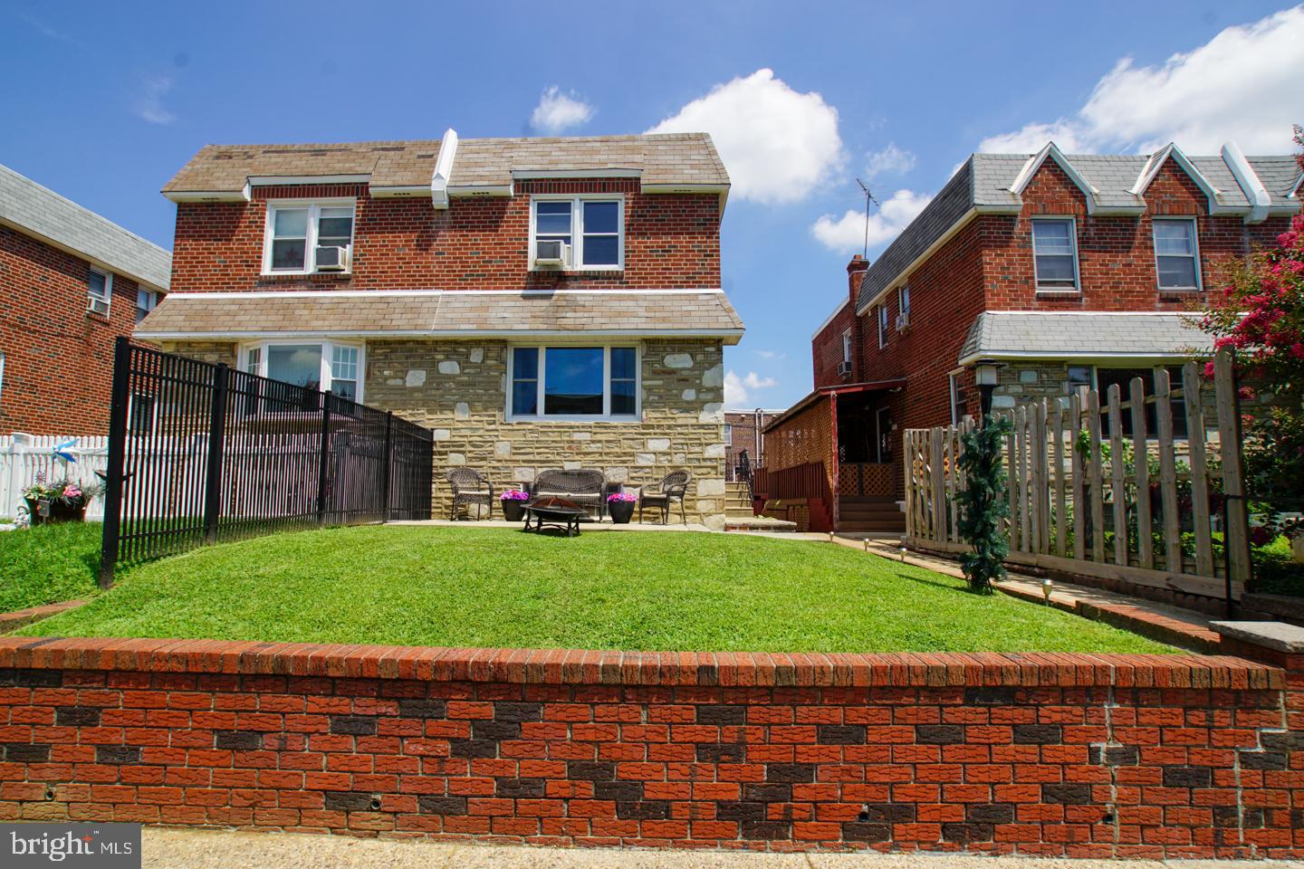 1819 Danforth Street Philadelphia, PA 19152 - Photo 1 of 51 Gallery Image 1