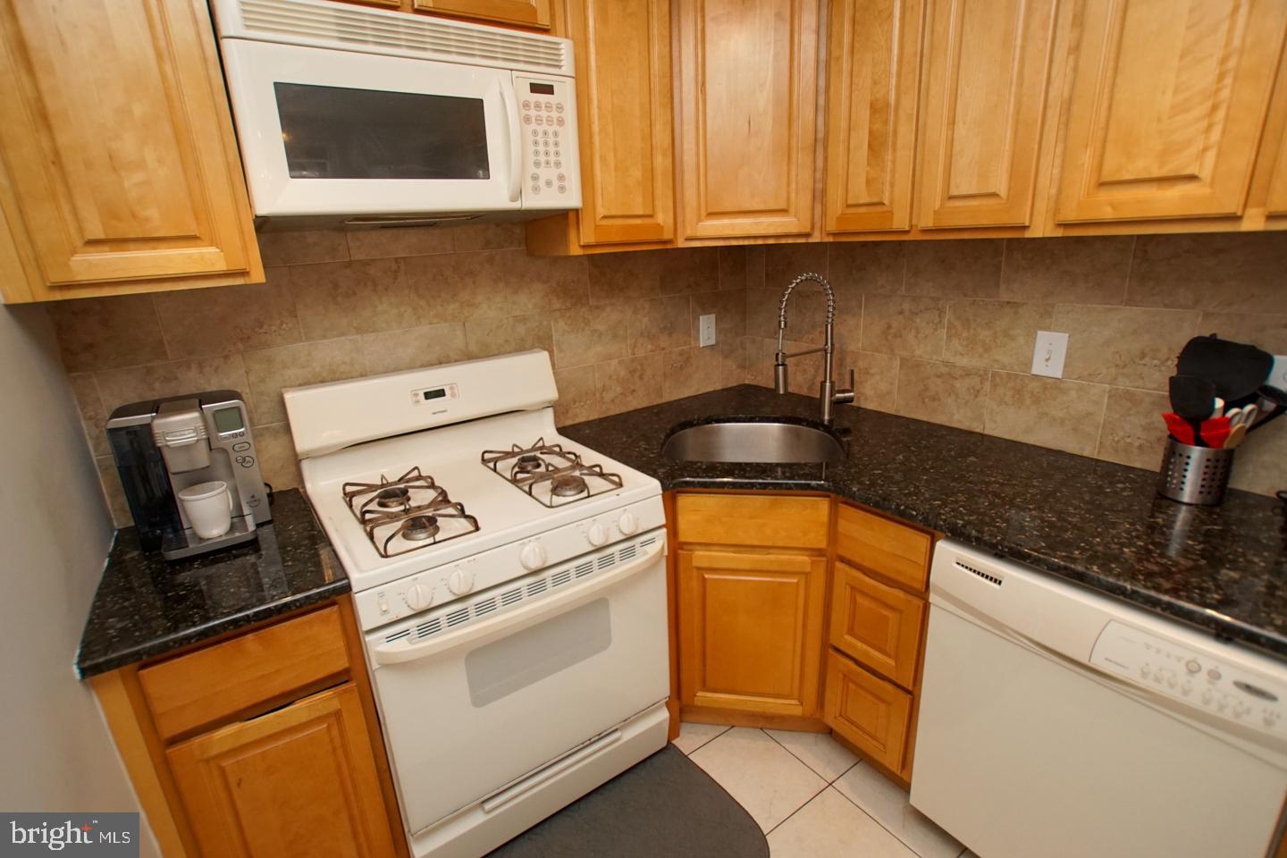 1819 Danforth Street Philadelphia, PA 19152 - Photo 22 of 51 Gallery Image 22