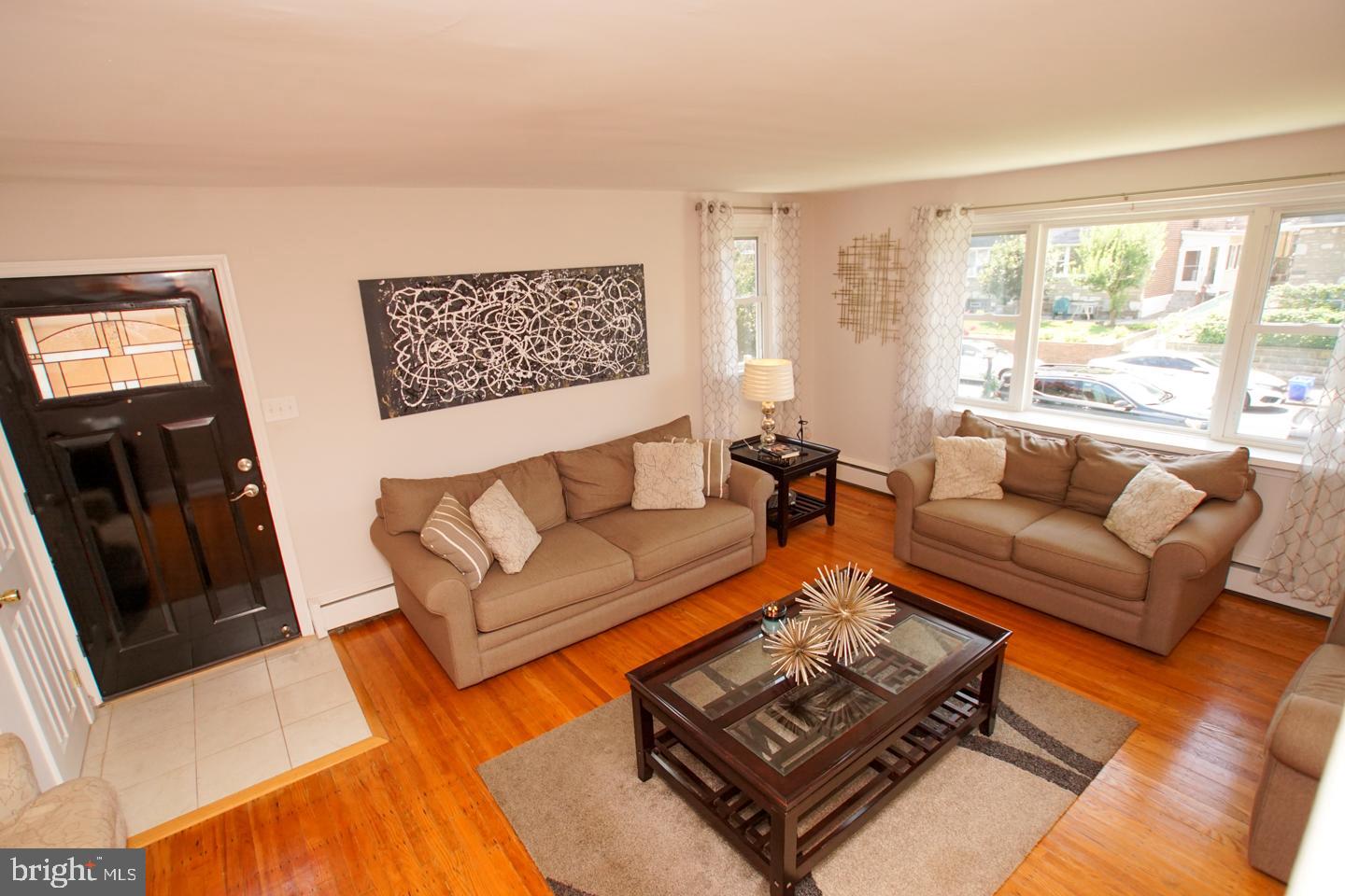 1819 Danforth Street Philadelphia, PA 19152 - Photo 10 of 51 Gallery Image 10