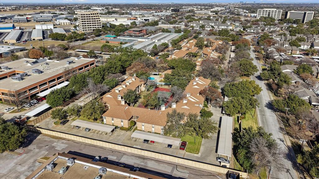 16301 Ledgemont Lane, Unit 109 Addison, TX 75001 - Photo 30 of 32 an aerial view of multiple house