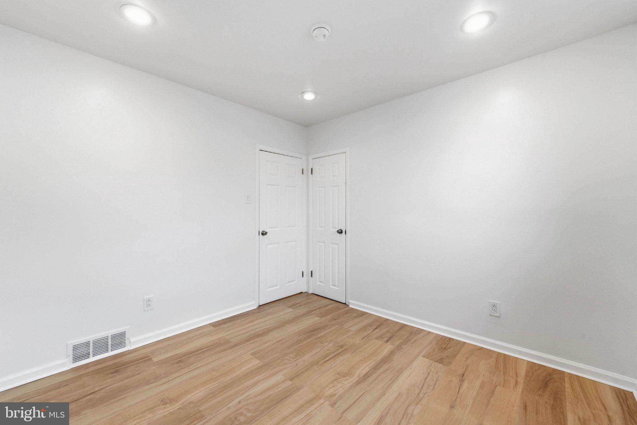 9960 Woodfern Road Philadelphia, PA 19115 - Photo 13 of 29 Gallery Image 13