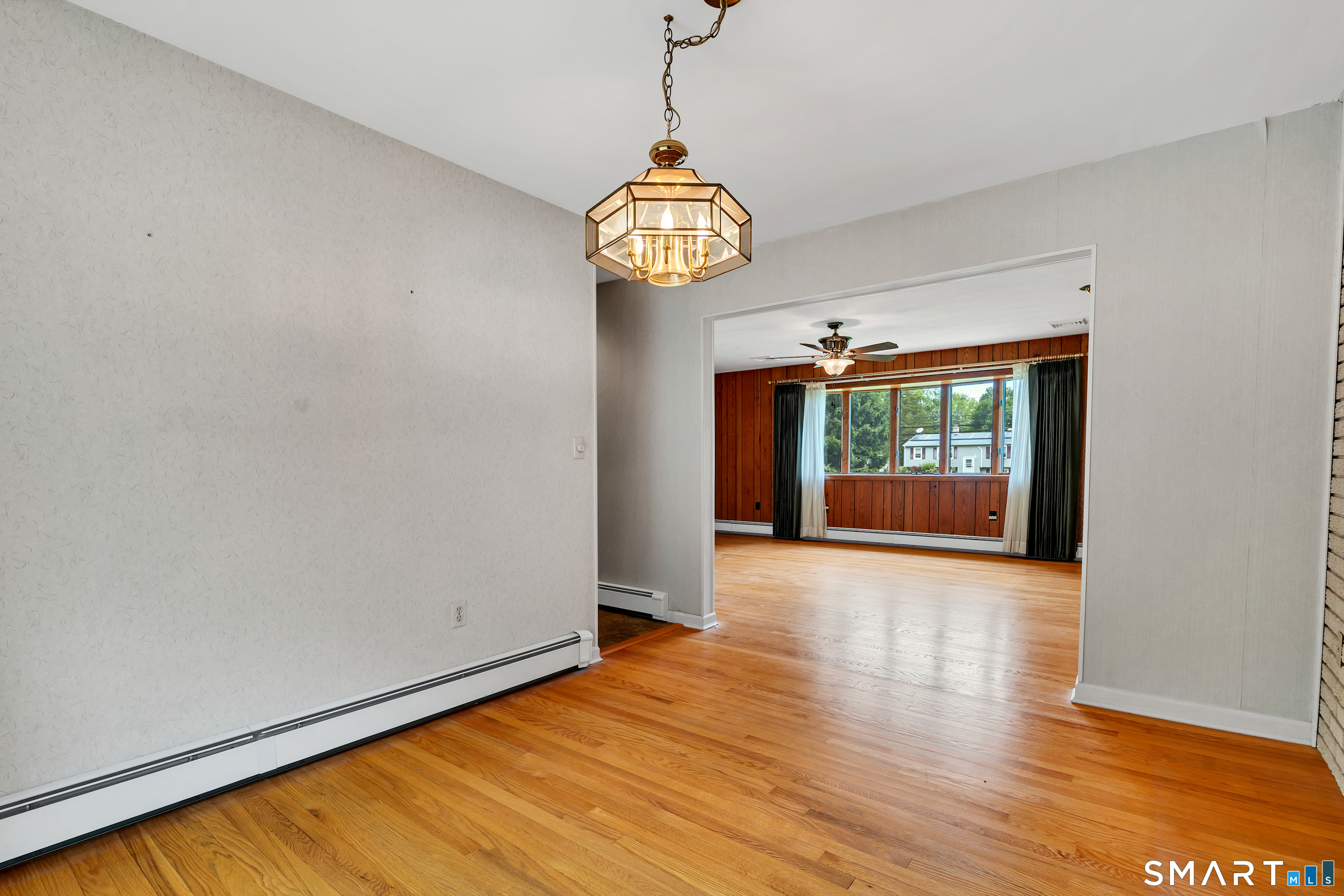 688 Raymond Hill Road Montville, CT 06370 - Photo 12 of 40