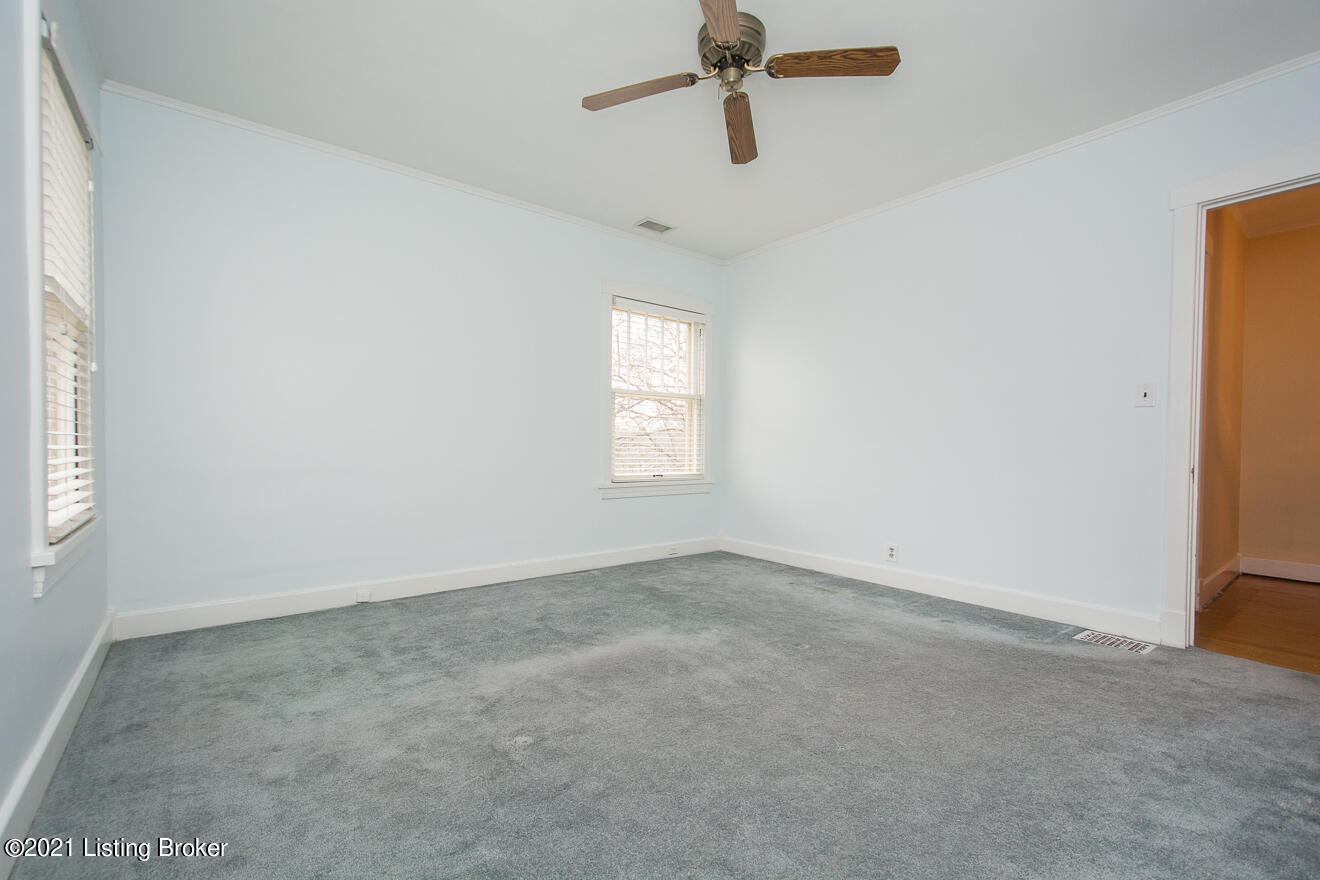 2135 Edgehill Road Louisville, KY 40205 - Photo 22 of 34 Bedroom 3