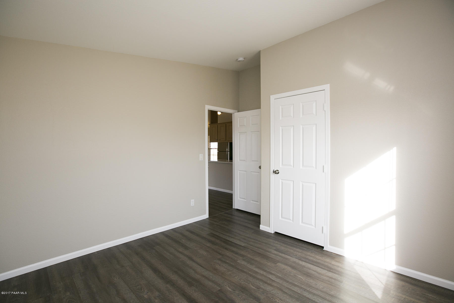 1370 West Antelope Run Road Paulden, AZ 86334 - Photo 12 of 35 Guest Bedroom