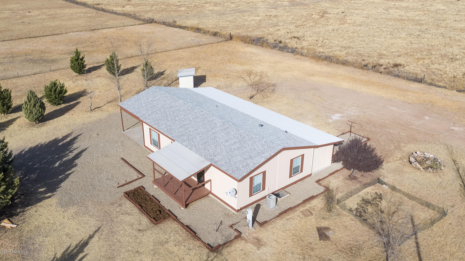 1370 West Antelope Run Road Paulden, AZ 86334 - Photo 13 of 35 Aerial Side