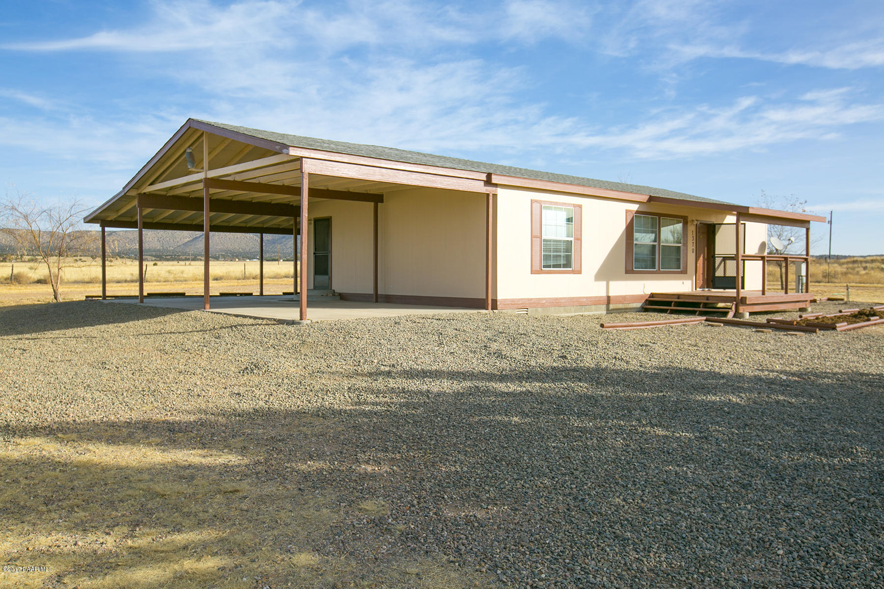 1370 West Antelope Run Road Paulden, AZ 86334 - Photo 3 of 35 Covered Parking