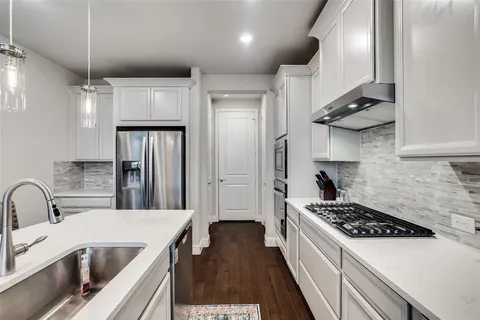 $419,000 | 5622 Niagara Road, The Colony, TX 75056