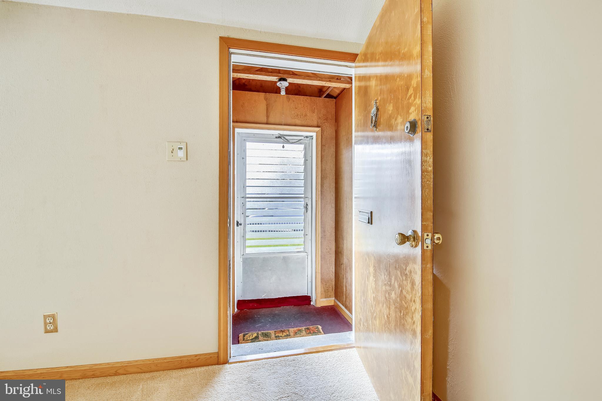 12715 Holdridge Road Silver Spring, MD 20906 - Photo 8 of 68