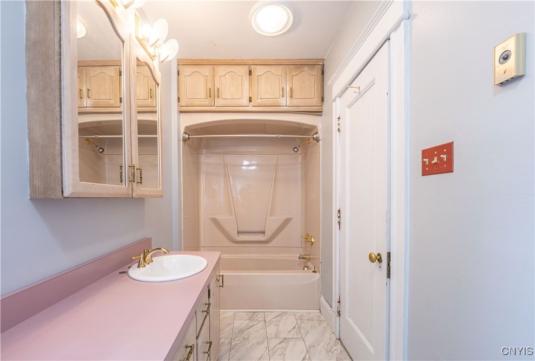 105 West Garden Street Rome, NY 13440 - Photo 32 of 50