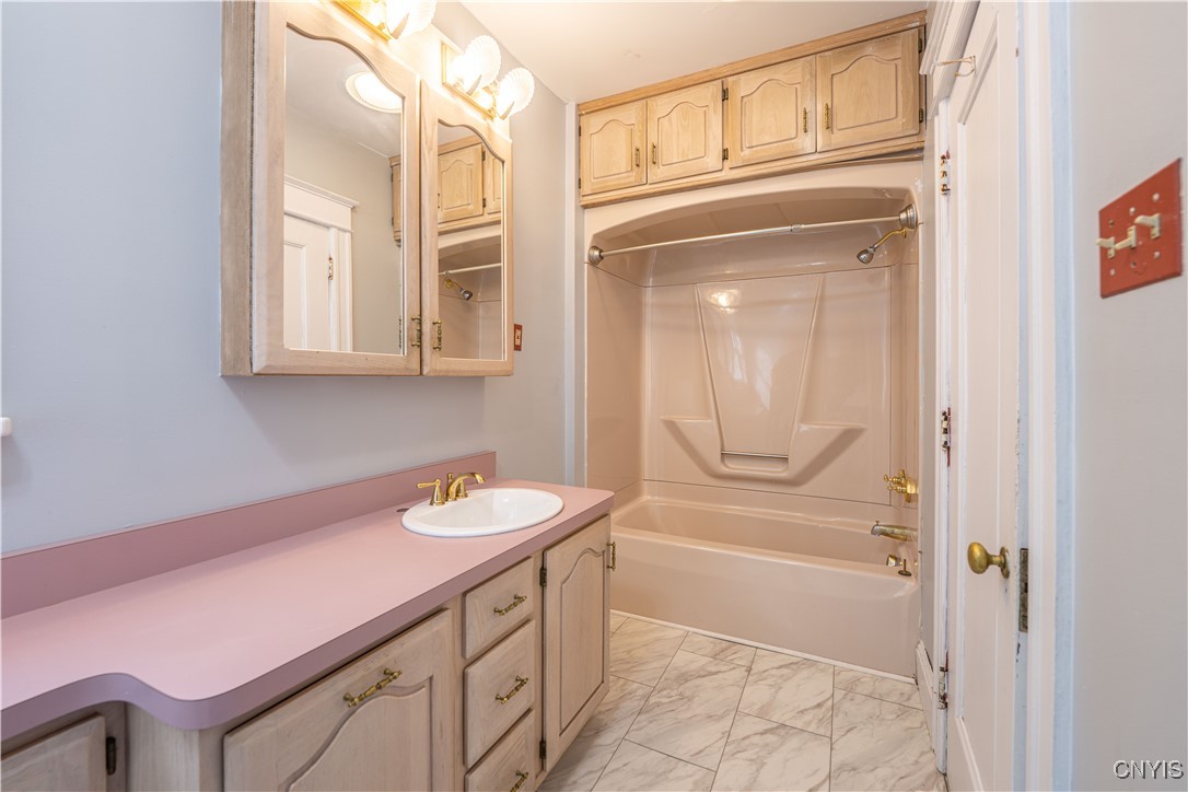 105 West Garden Street Rome, NY 13440 - Photo 33 of 50