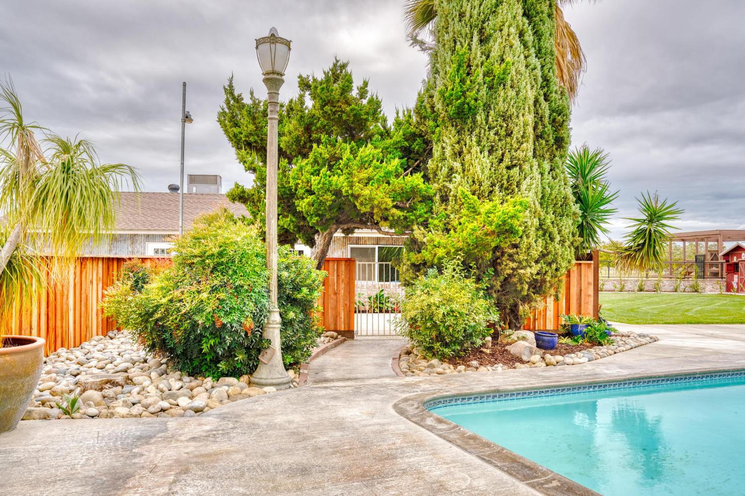 13791 Castle Road Manteca, CA 95336 - Photo 49 of 96 view of walkway to ADU