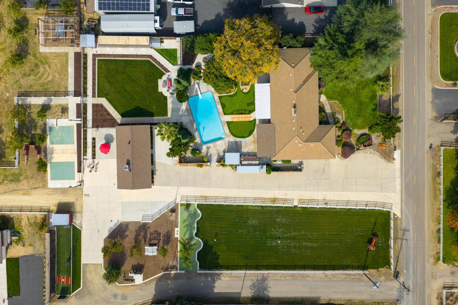 13791 Castle Road Manteca, CA 95336 - Photo 6 of 96 an aerial view of a house
