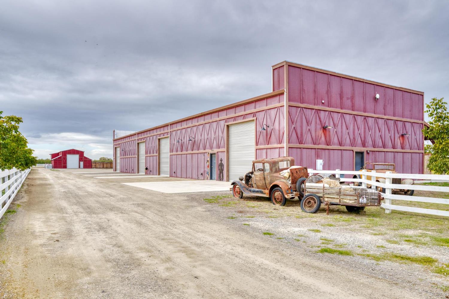 13791 Castle Road Manteca, CA 95336 - Photo 74 of 96 Front view of 50 x 150 shop