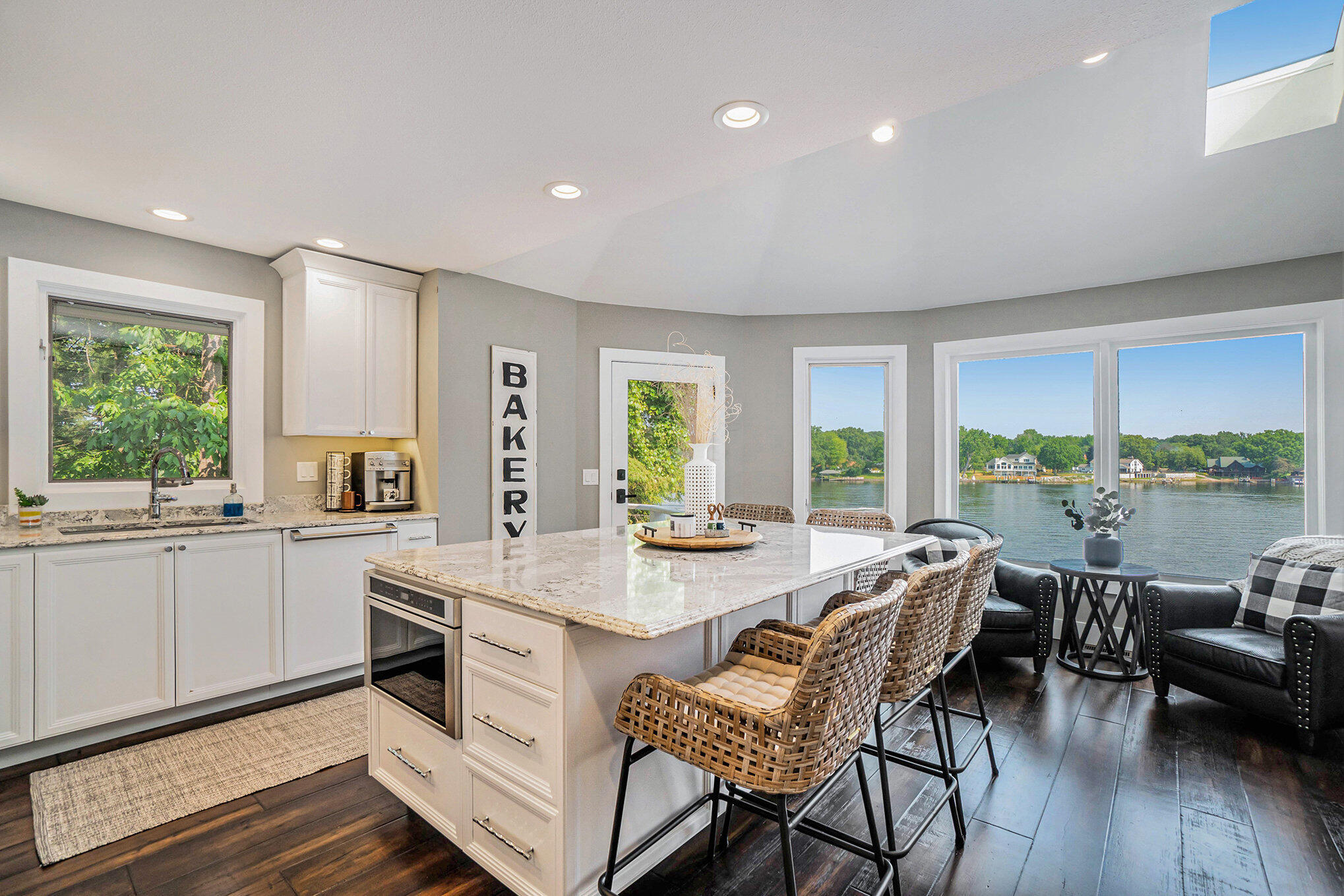 18941 North Fruitport Road Spring Lake, MI 49456 - Photo 18 of 63 024_dsc07588