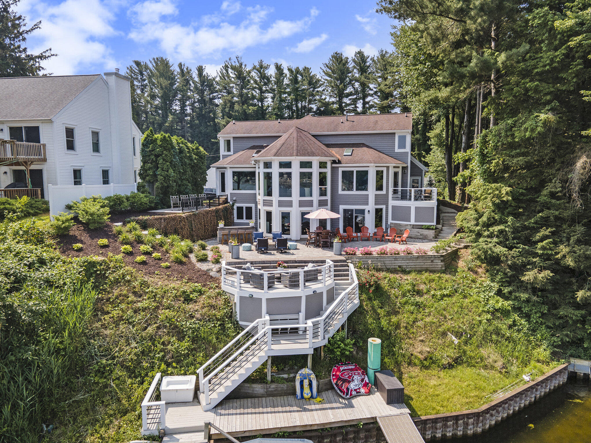 18941 North Fruitport Road Spring Lake, MI 49456 - Photo 4 of 63 059_dji_0055