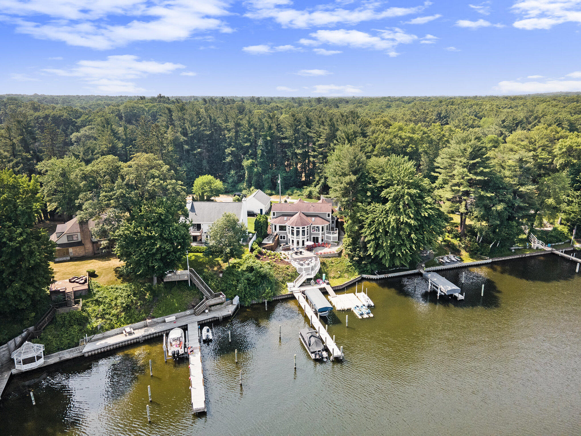 18941 North Fruitport Road Spring Lake, MI 49456 - Photo 58 of 63 057_dji_0053