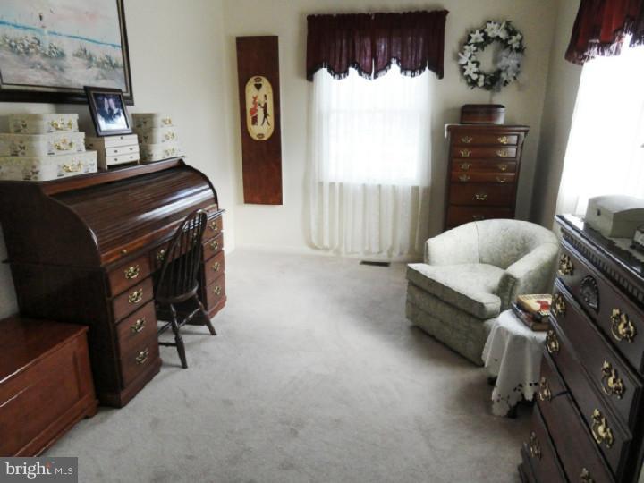 137 Harris Road Princeton Junction, NJ 08550 - Photo 13 of 21 Gallery Image 13