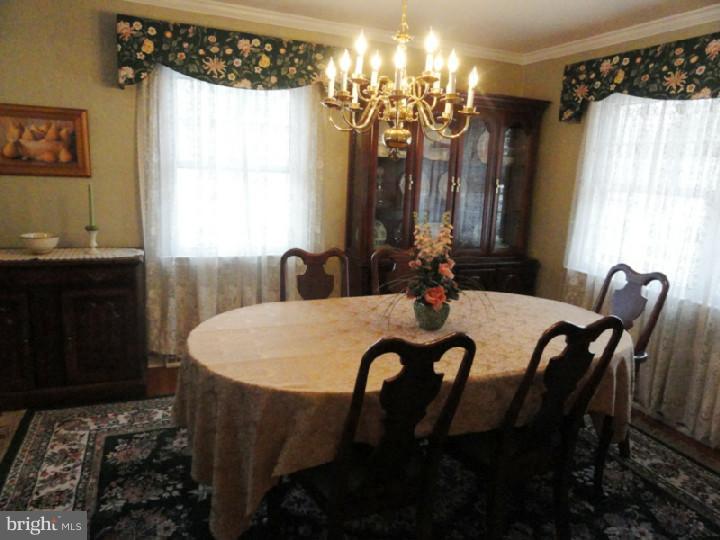 137 Harris Road Princeton Junction, NJ 08550 - Photo 6 of 21 Gallery Image 6