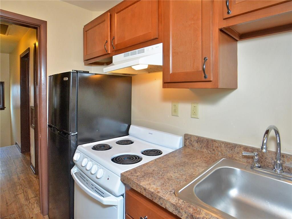 381 Freeport Road Blawnox, PA 15238 - Photo 3 of 18 Gallery Image 3