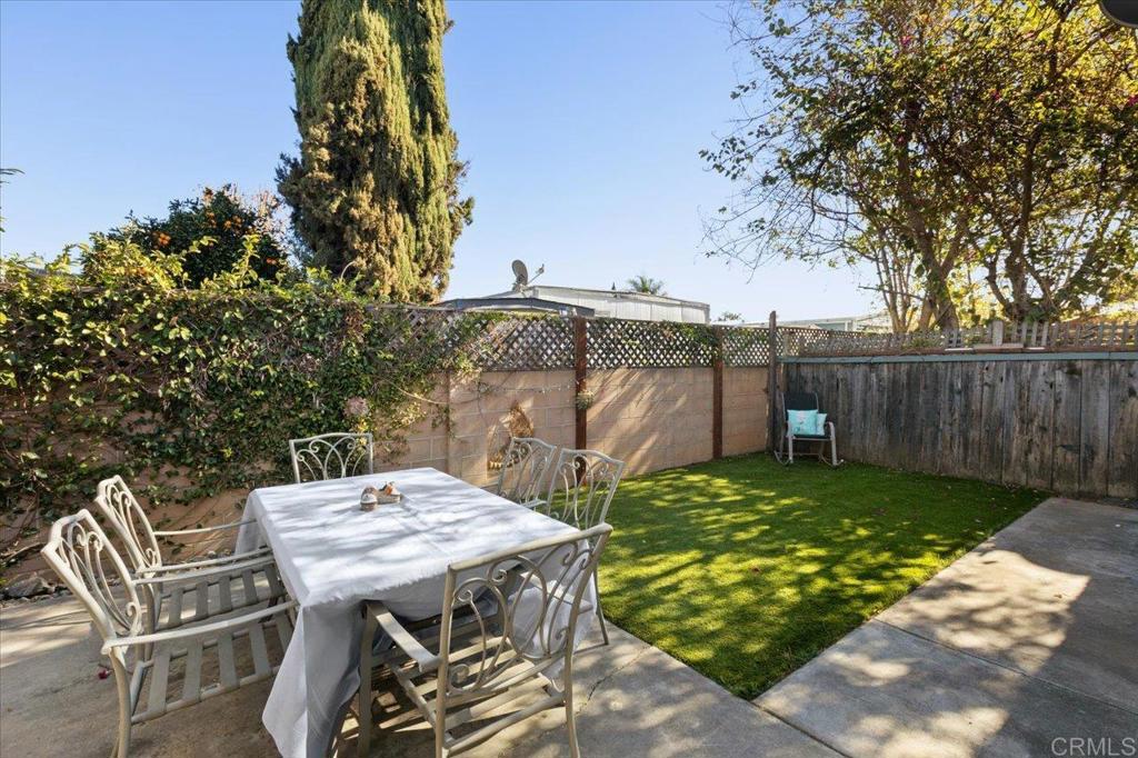 464 Devonshire Glen Escondido, CA 92027 - Photo 12 of 27