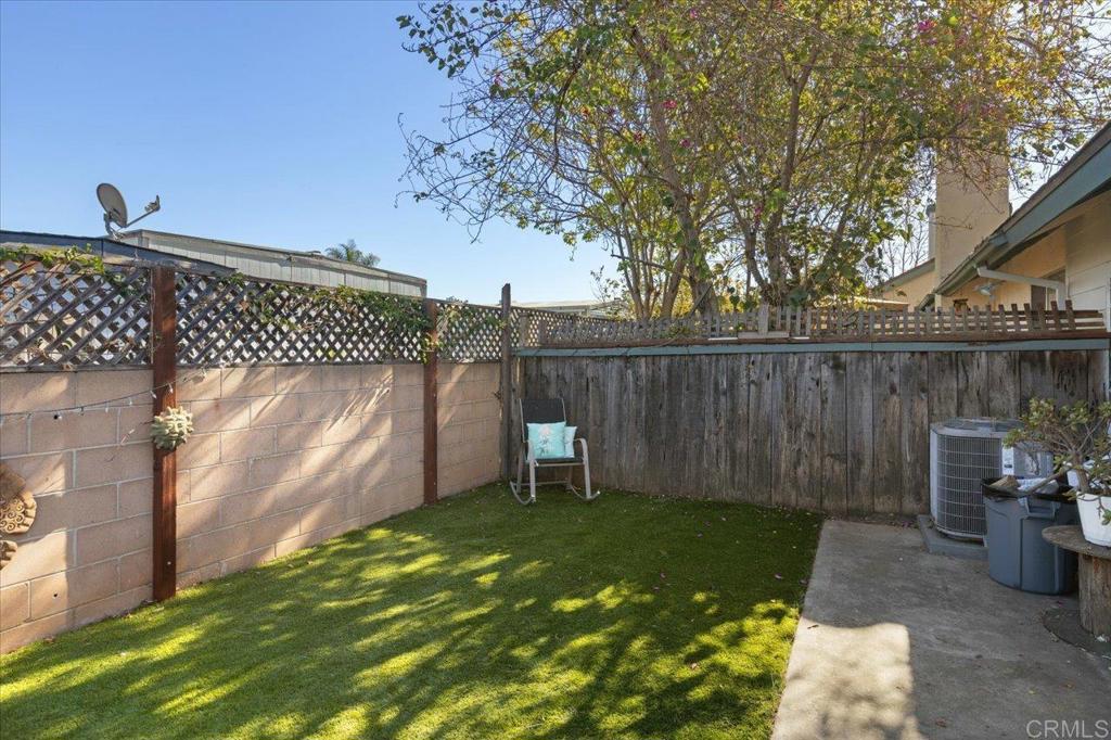 464 Devonshire Glen Escondido, CA 92027 - Photo 16 of 27