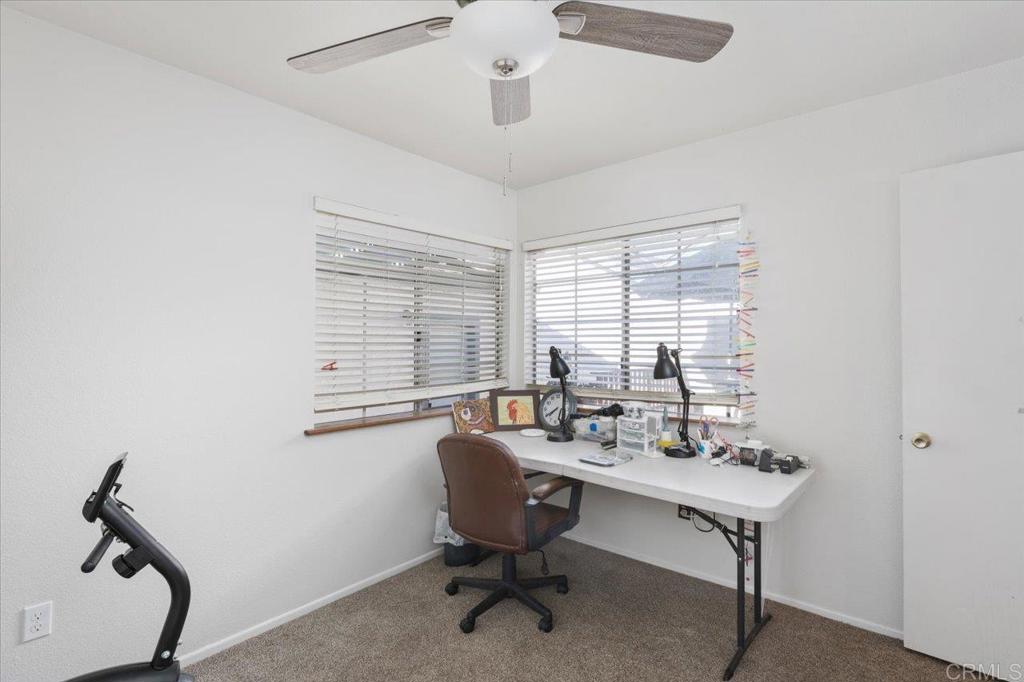 464 Devonshire Glen Escondido, CA 92027 - Photo 22 of 27