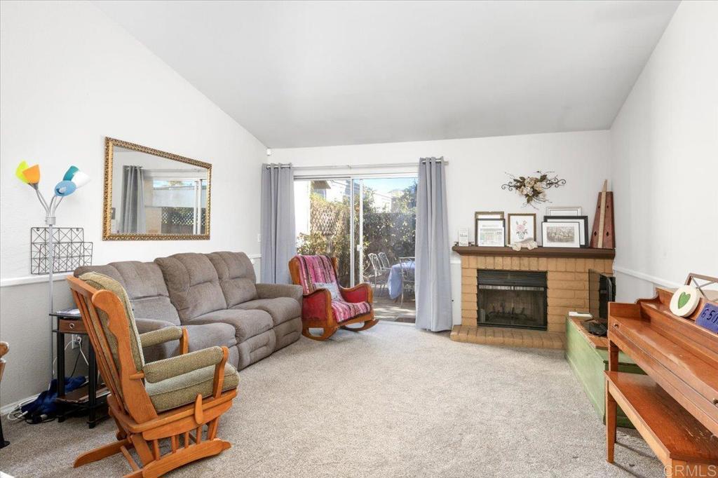 464 Devonshire Glen Escondido, CA 92027 - Photo 6 of 27