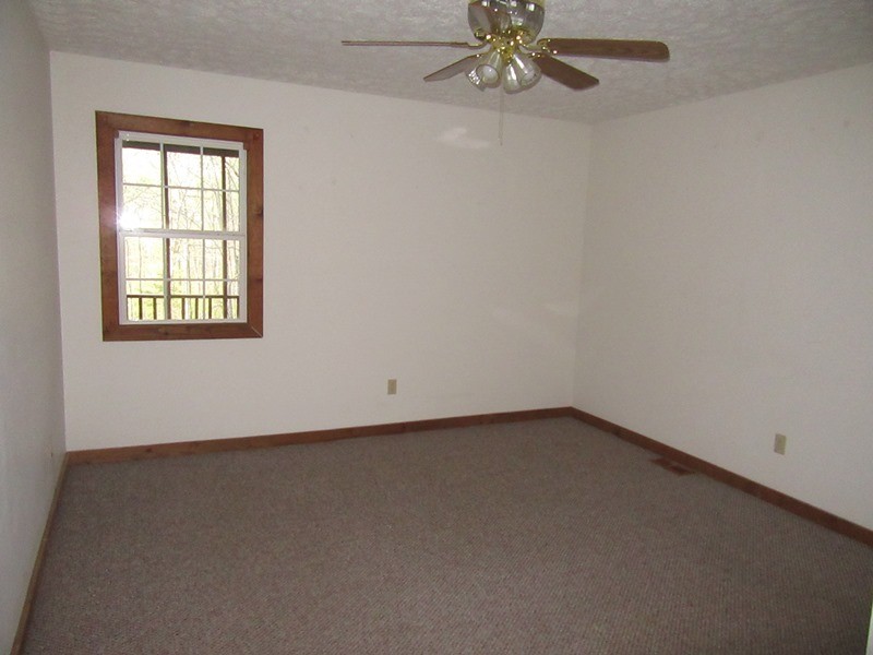 165 Renee Road Dover, TN 37058 - Photo 8 of 16 Gallery Image 8