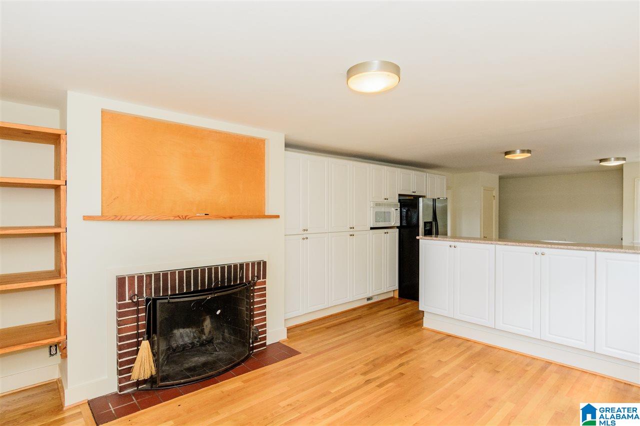 1423 Overlook Road Birmingham, AL 35209 - Photo 17 of 33