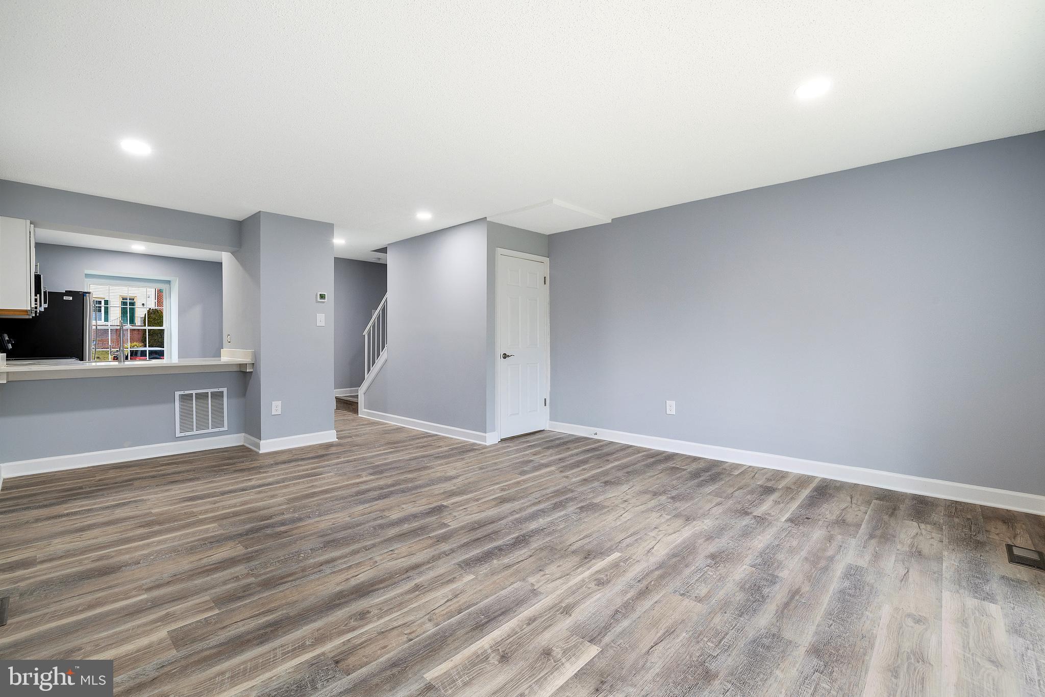 6914 Rockfield Road Baltimore, MD 21244 - Photo 11 of 30 Gallery Image 11
