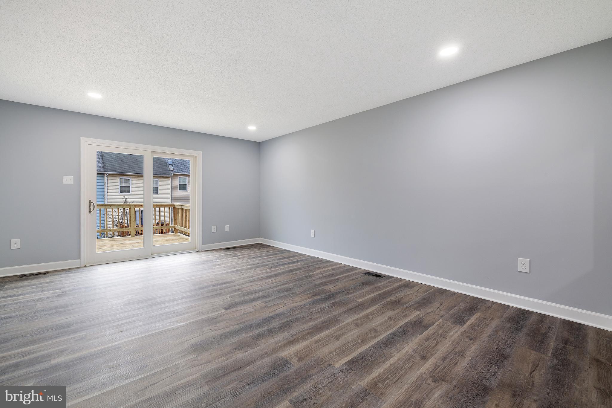 6914 Rockfield Road Baltimore, MD 21244 - Photo 9 of 30 Gallery Image 9