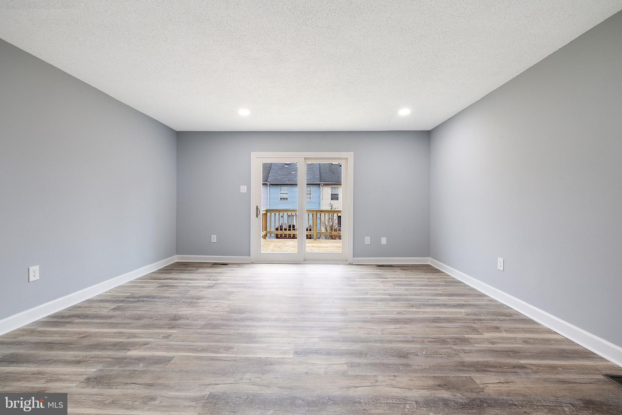 6914 Rockfield Road Baltimore, MD 21244 - Photo 10 of 30 Gallery Image 10