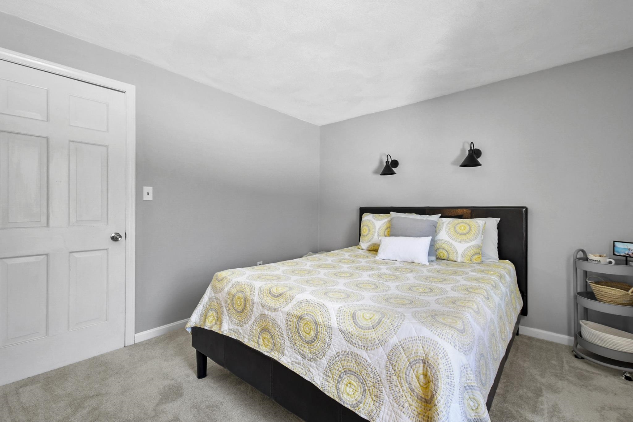 11 Greenough Road, Unit 6 Plaistow, NH 03865 - Photo 17 of 38 Gallery Image 17