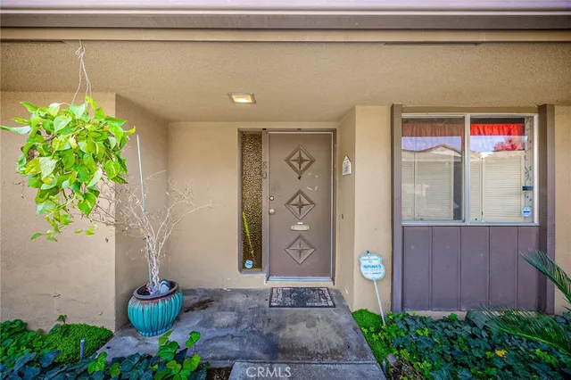 $420,000 | 180 East Parkdale Drive, San Bernardino, CA 92404