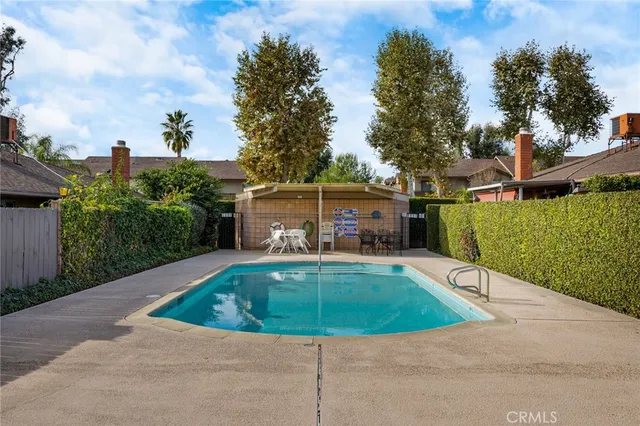 $420,000 | 180 East Parkdale Drive, San Bernardino, CA 92404