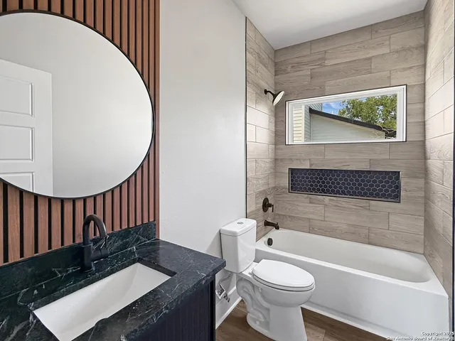 $2,200 | 1801 Montana Street, Unit 1, San Antonio, TX 78203