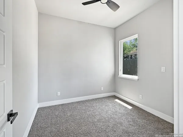 $2,200 | 1801 Montana Street, Unit 1, San Antonio, TX 78203