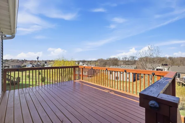 $375,000 | 933 Aspen Circle, Watertown, MN 55388