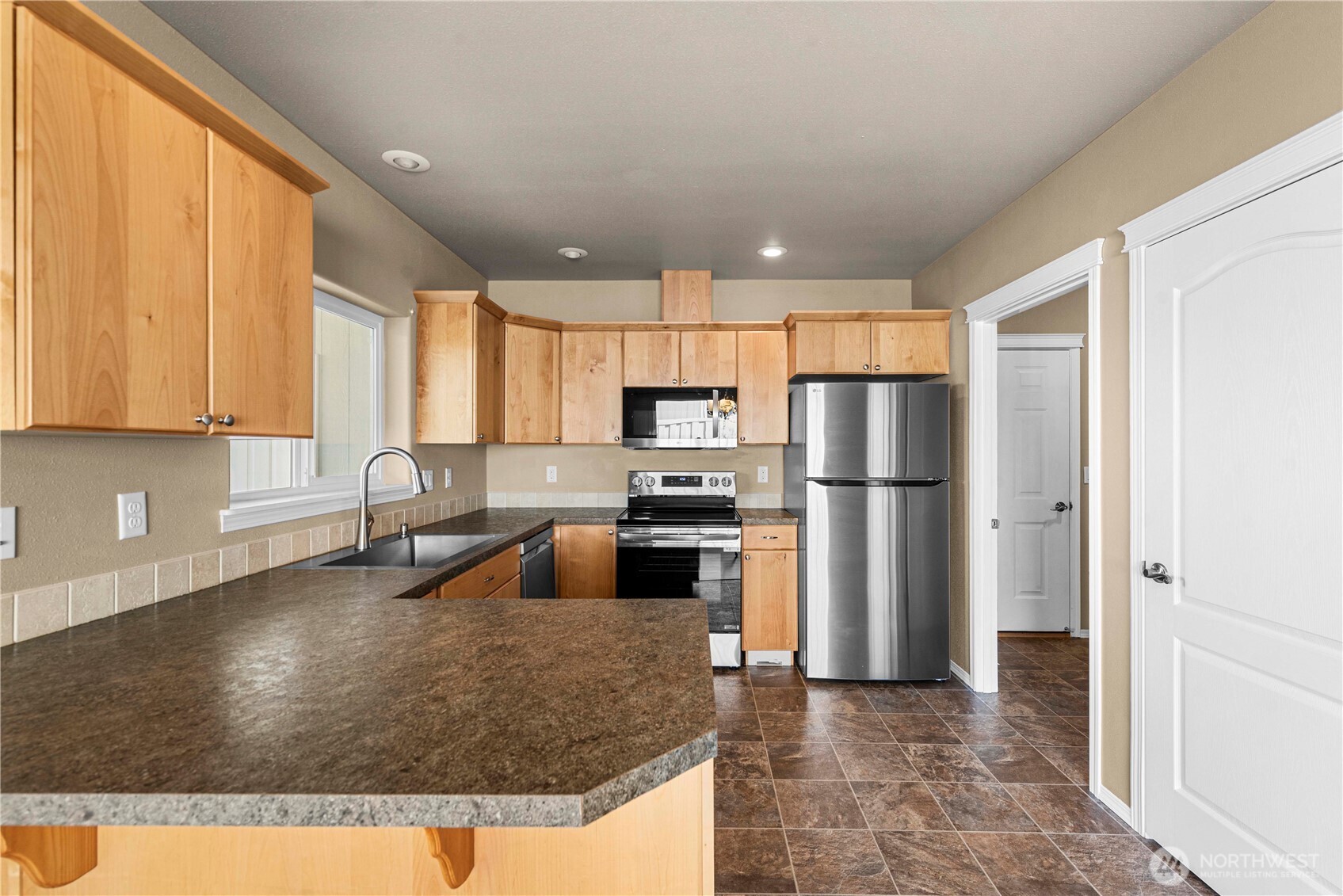 1240 Gallers Street Wenatchee, WA 98801 - Photo 13 of 33