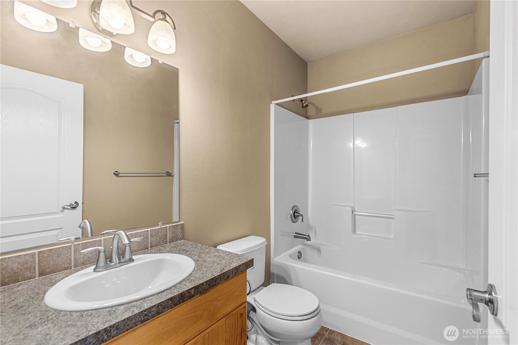 1240 Gallers Street Wenatchee, WA 98801 - Photo 22 of 33