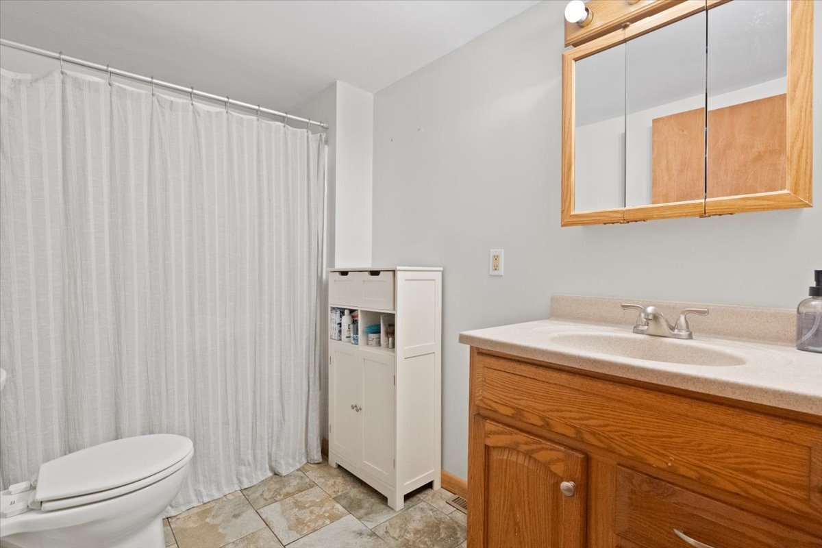 Undisclosed Address Beach Park, IL 60087 - Photo 16 of 21