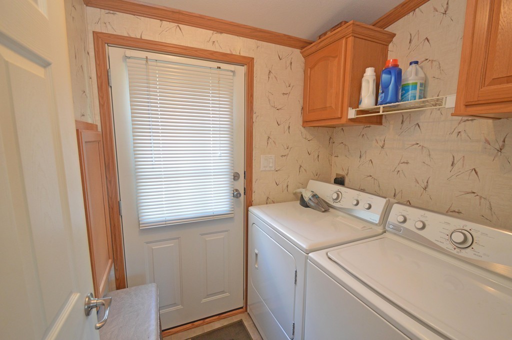8 B Street Merrimac, MA 01860 - Photo 10 of 20 Gallery Image 10