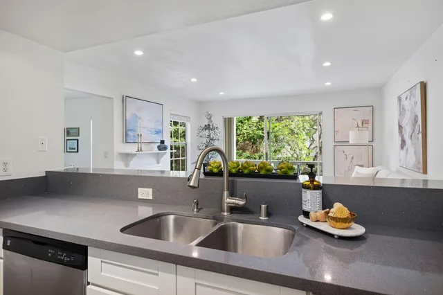 $995,000 | 7634 Hollister Avenue, Unit 256, Goleta, CA 93117