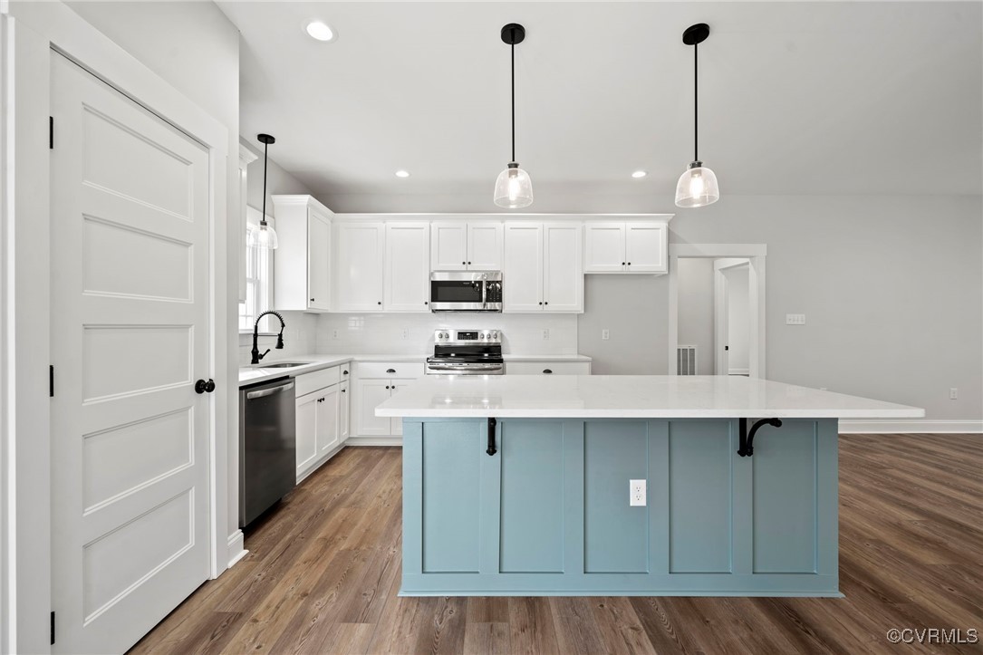744 Columbia Road Columbia, VA 23038 - Photo 3 of 17 Gallery Image 3