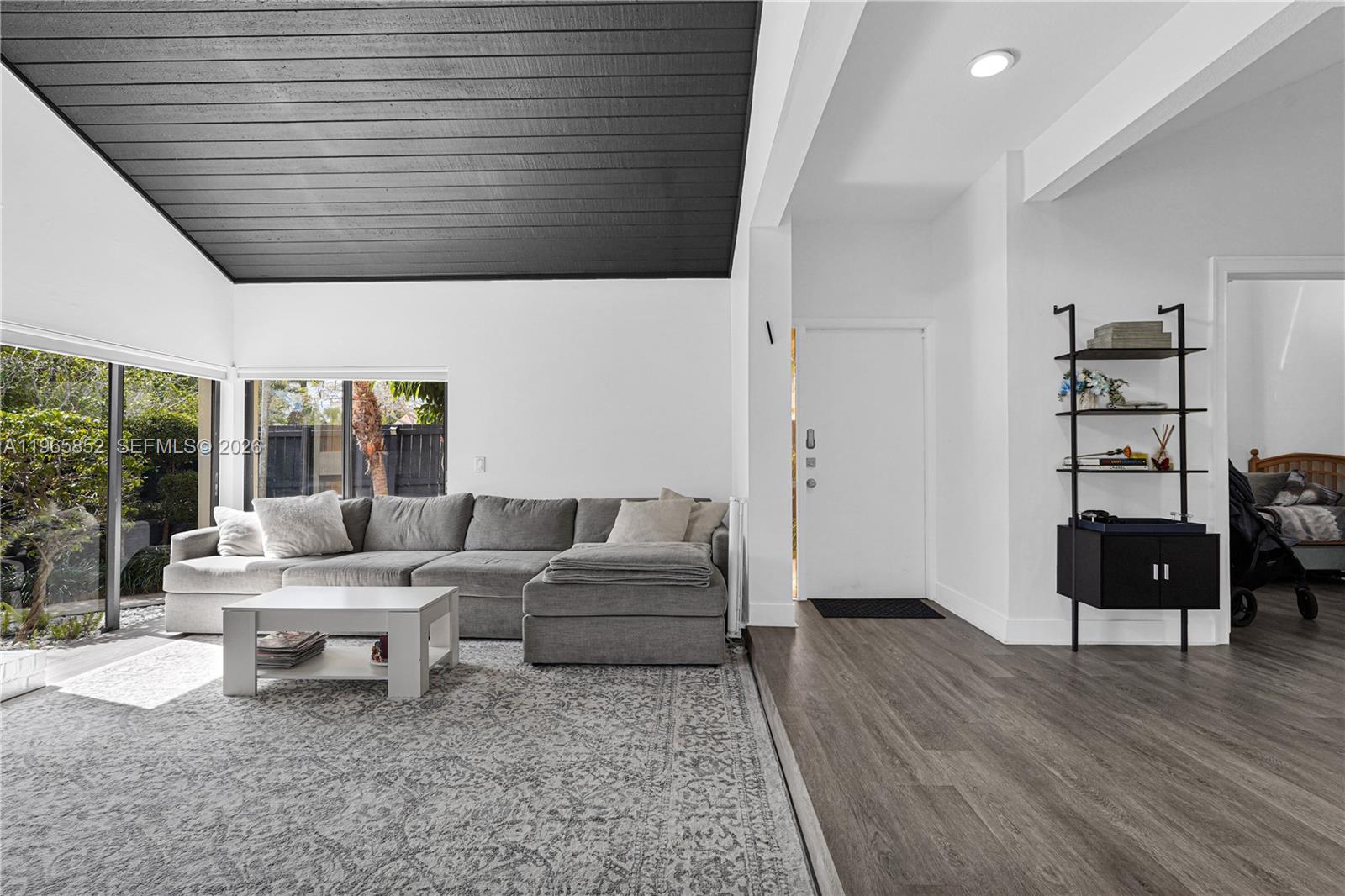 7635 Sierra Terrace West Boca Raton, FL 33433 - Photo 6 of 53 a living room with furniture